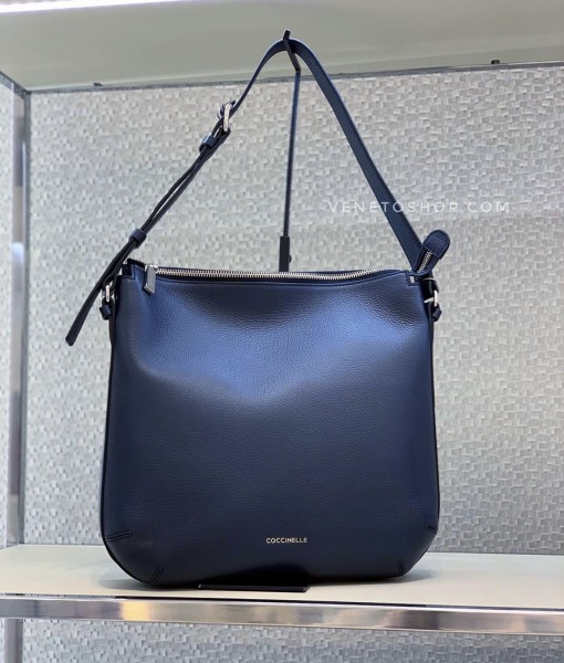 Кожаная сумка Coccinelle Alyssa размер L цвет темно синий