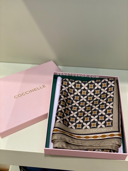 Шелковый платок coccinelle 90•90 cm