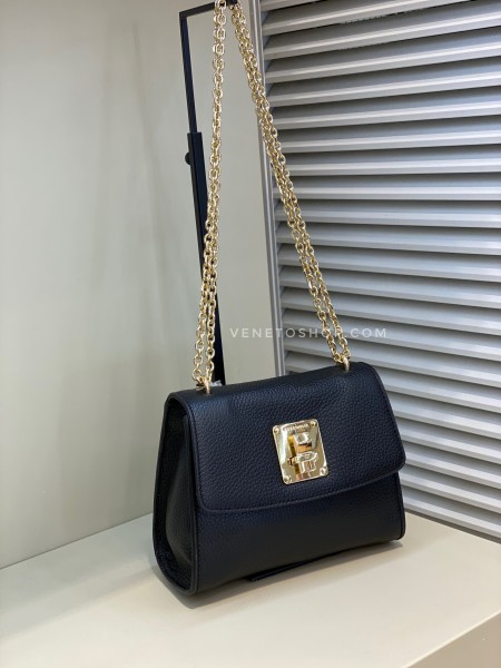 Кожаная сумочка coccinelle agatha mini 19•15 цвет черный