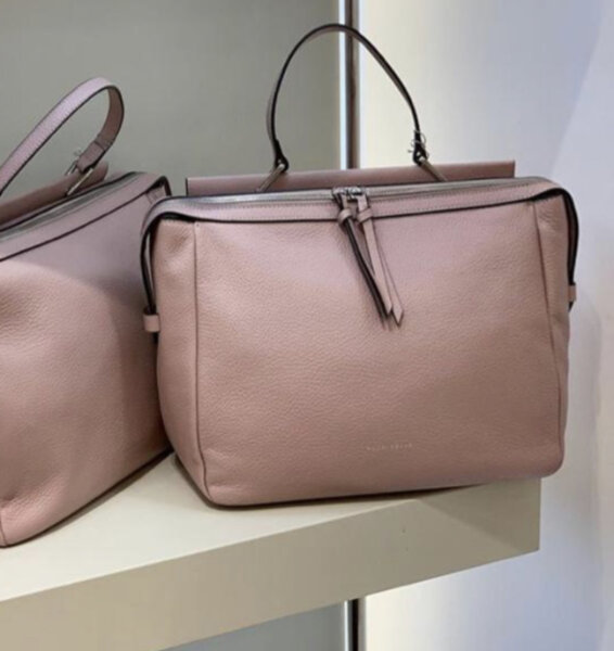 Coccinelle carol bag hotsell