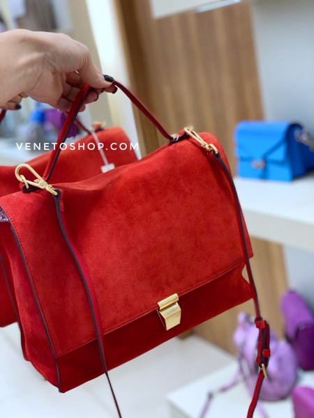 Замшевая сумка coccinelle frances размер медиум 24•30 цвет красный