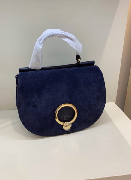 Кожаная сумка Coccinelle Andrea medium цвет синий