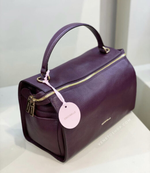 Кожаная сумка coccinelle atsuko 20•16•30см  цвет сливовый