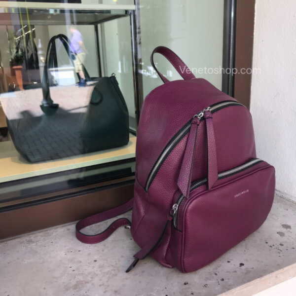 Кожаный рюкзак Coccinelle цвет сливовый