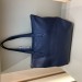 Кожаная сумка Coccinelle цвет синий
