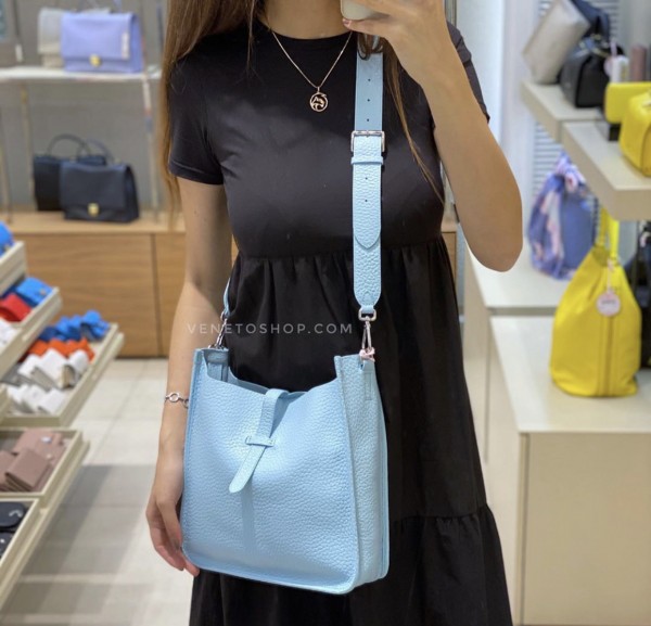 Кожана сумка coccinelle  29•26 см бутик