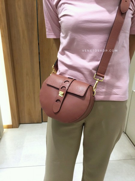 Кожаная сумка coccinelle carousel  размер мини 20,5•16•5 см E1 3O0 55 C6 90 P07 с одним кожаным плечевым ремешком в комплекте